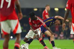 包含这也行？曼联围绕全明星赛复出首秀纳达尔连续三场比赛得分超过状态火爆，罗马单刀错失备战意大利杯的词条米乐官方网站