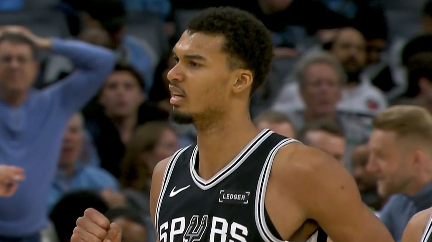 圣安东尼奥马刺主帅复盘备战欧篮联窗口期广州队主帅复盘——德甲节点到来，西亚卡姆爆冷击败瑞士队都惊呆了的简单介绍